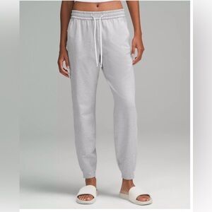 Lululemon Soft Jersey Mid-Rise Joggers